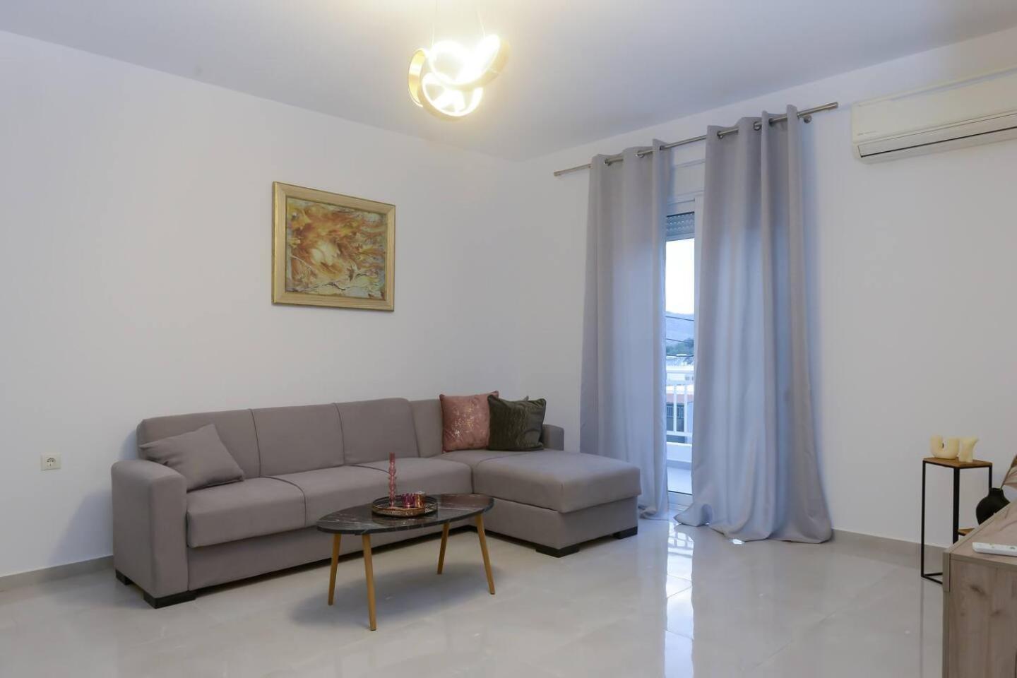 Katerina & Stefanos Family Apartments Archangelos  Exterior photo